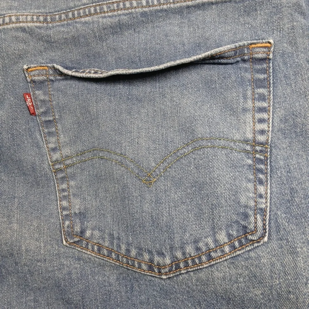 Levi's 559 Relaxed Straight Jeans‎ Mens 52x32 Light Wash Blue Denim EUC